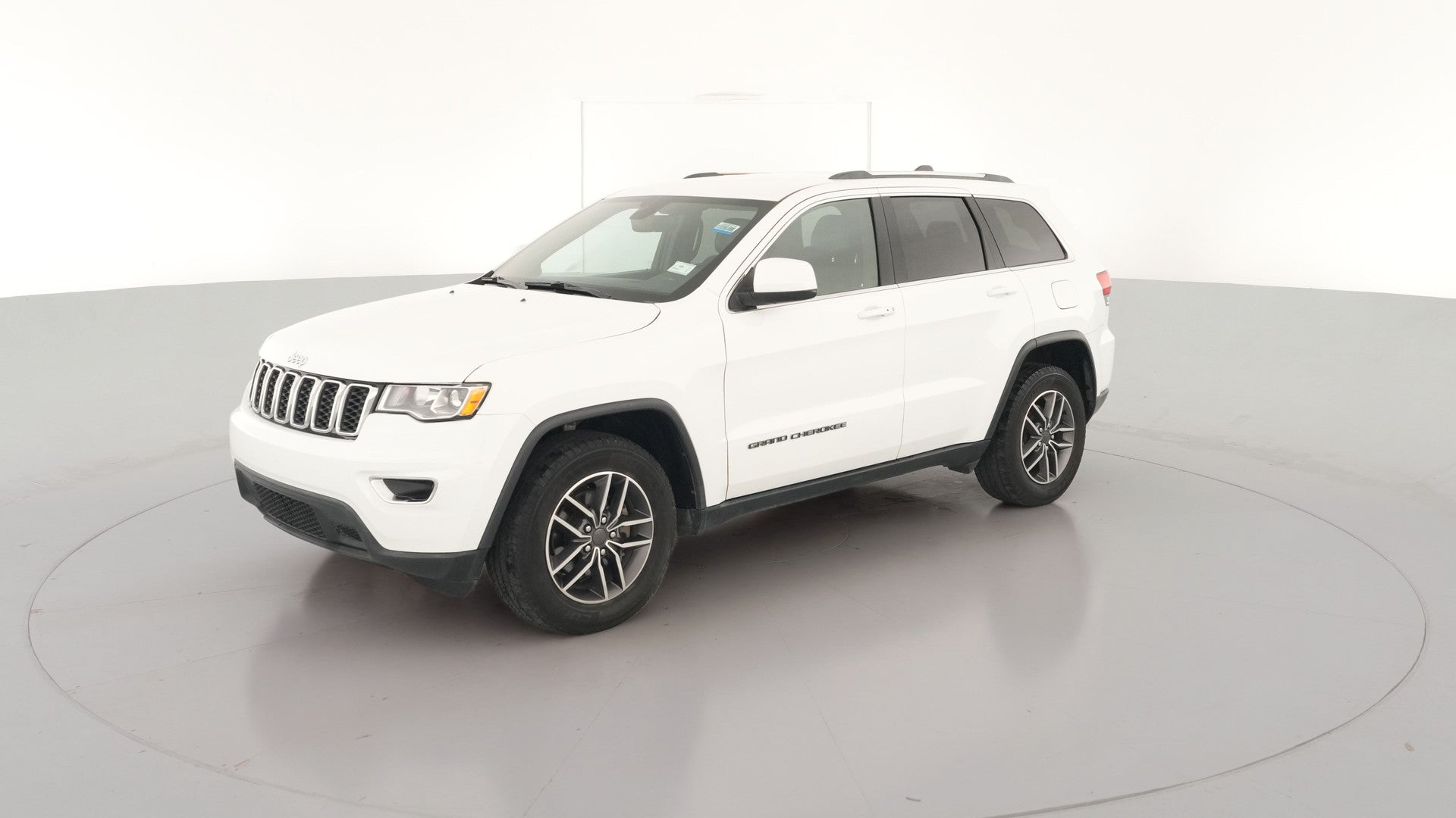 2019 Jeep Grand Cherokee vehicle photo