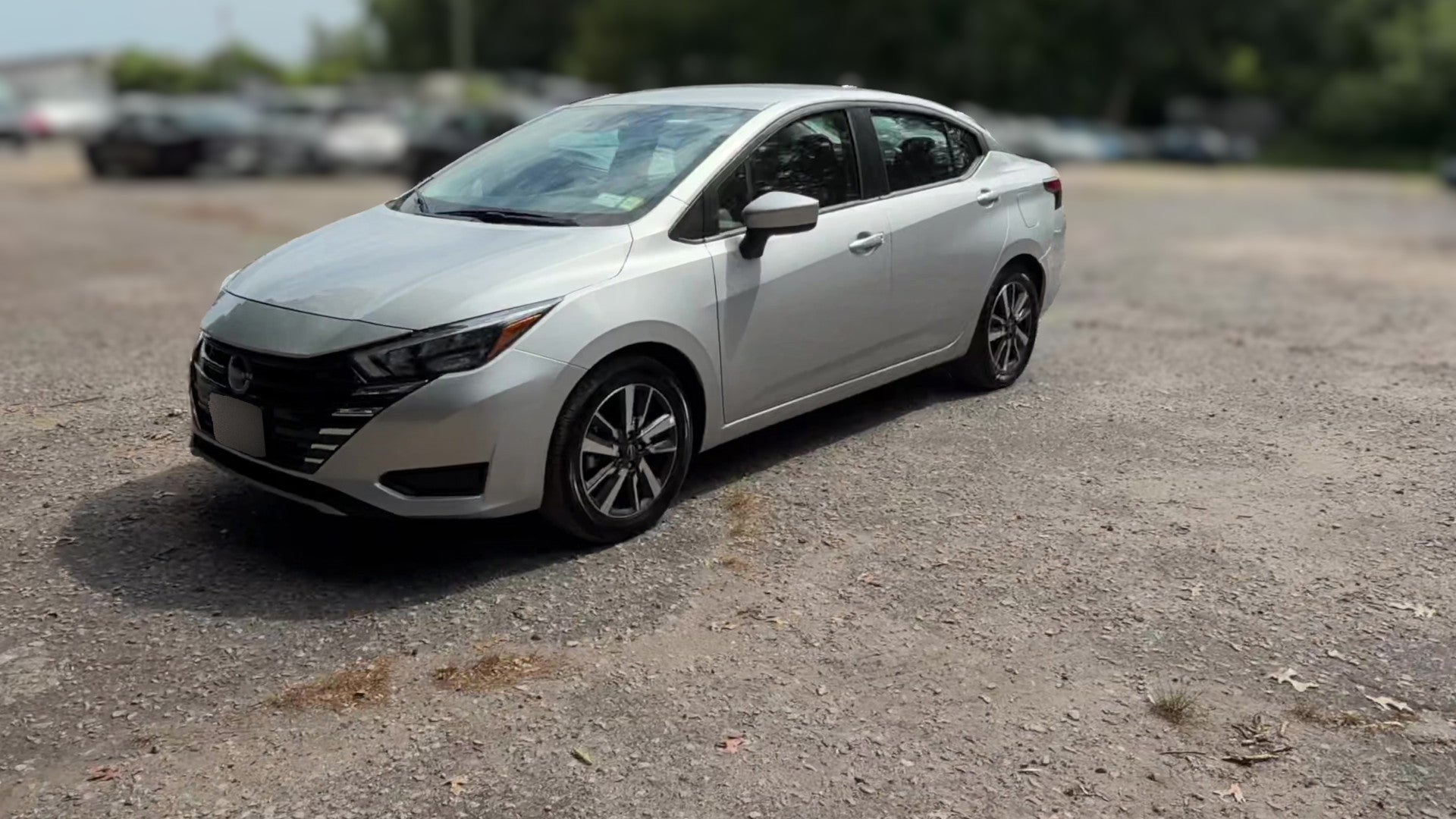 2025 Nissan Versa vehicle photo