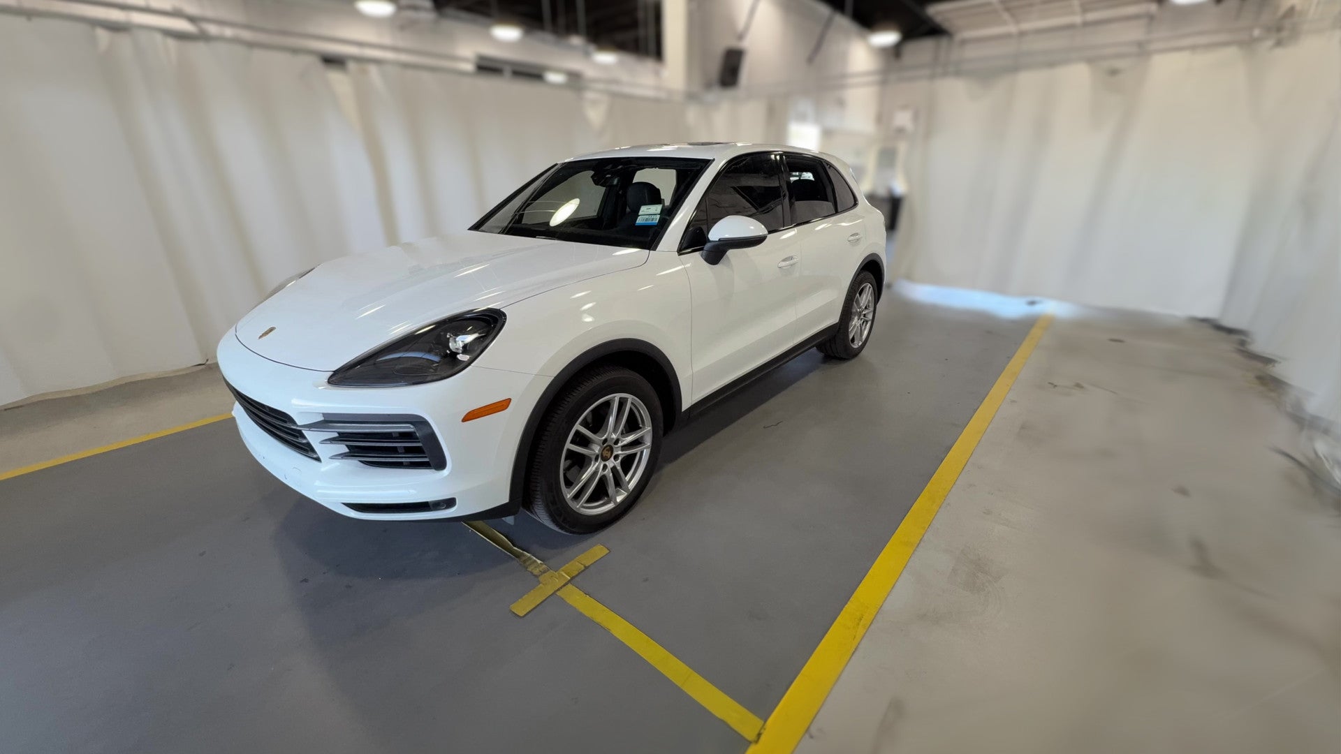 2020 Porsche Cayenne vehicle photo