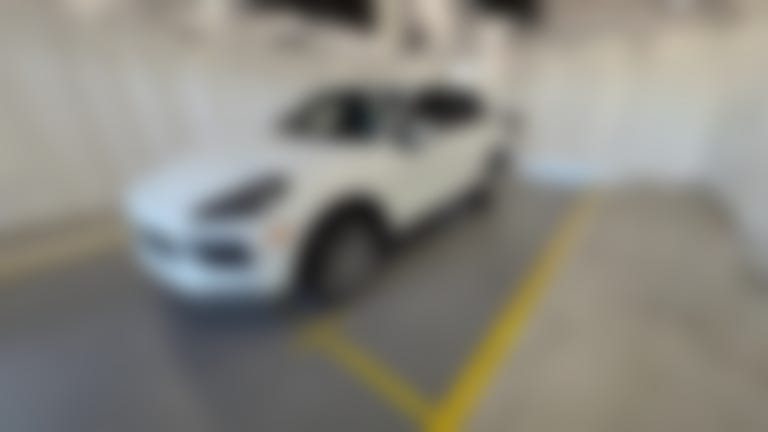 2020 Porsche Cayenne vehicle photo