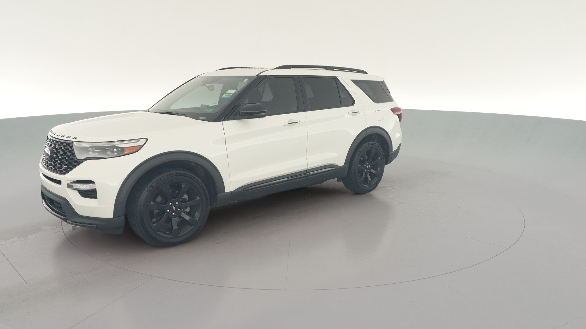 2020 Ford Explorer vehicle photo