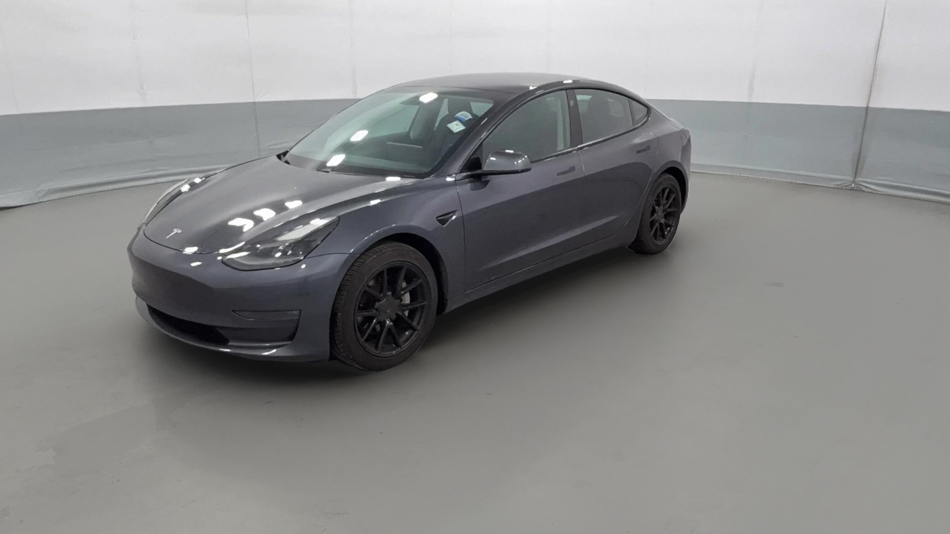 2021 Tesla Model 3 vehicle photo