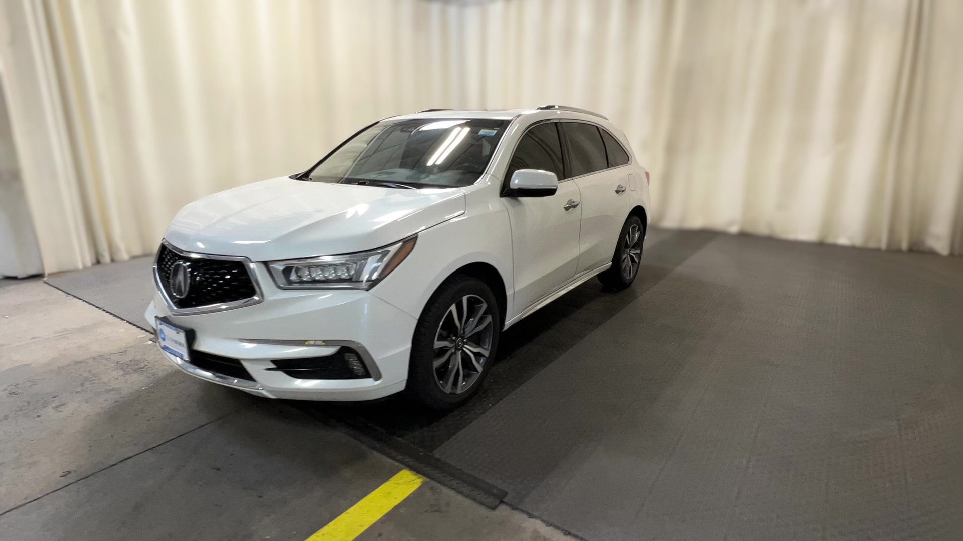 2020 Acura MDX vehicle photo