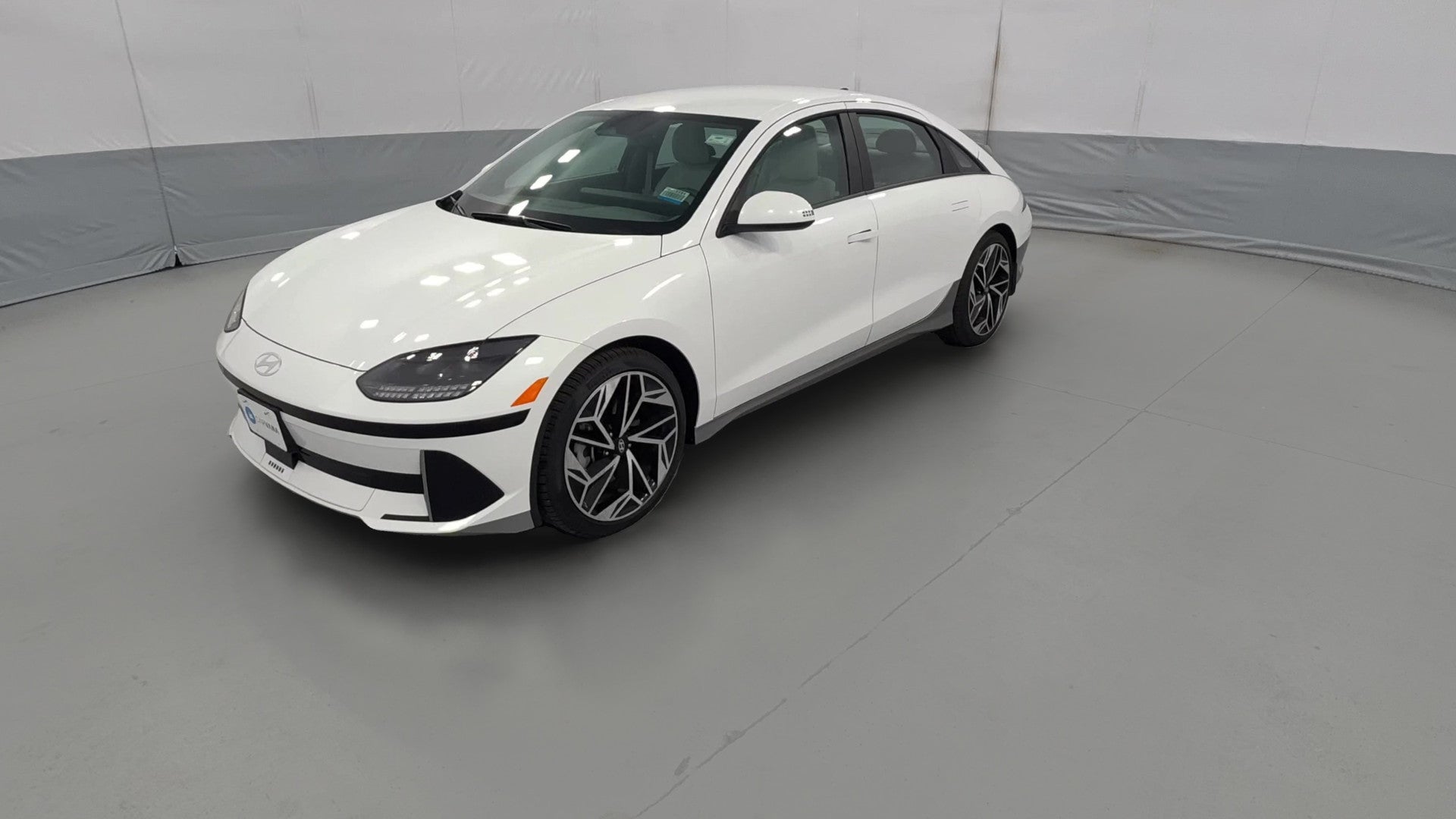 2023 Hyundai IONIQ 6 vehicle photo