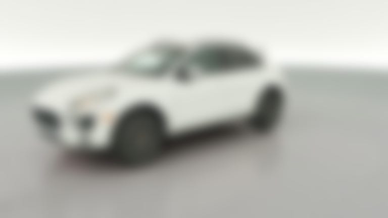 2016 Porsche Macan vehicle photo