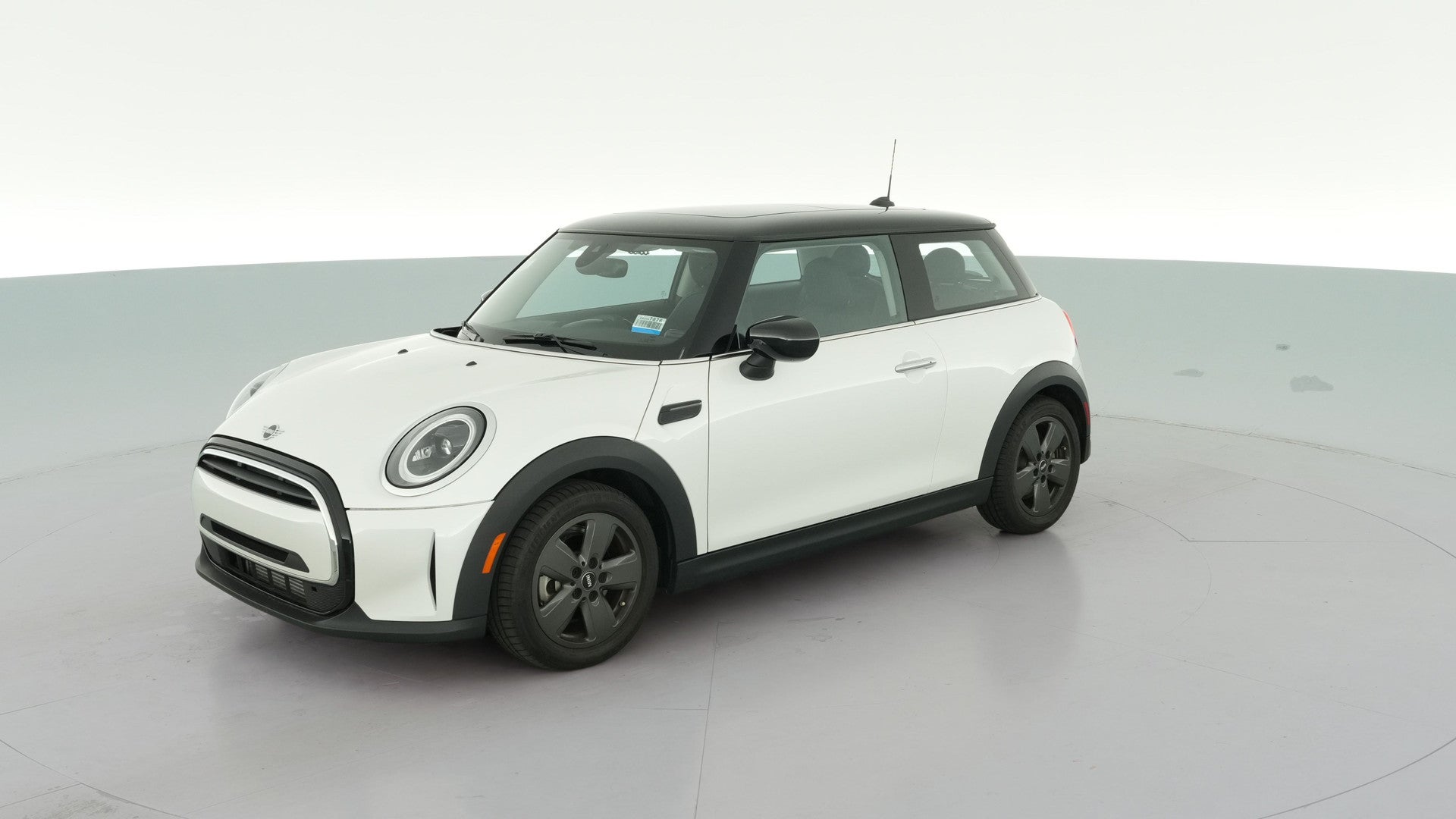 2024 MINI Hardtop 2 Door vehicle photo
