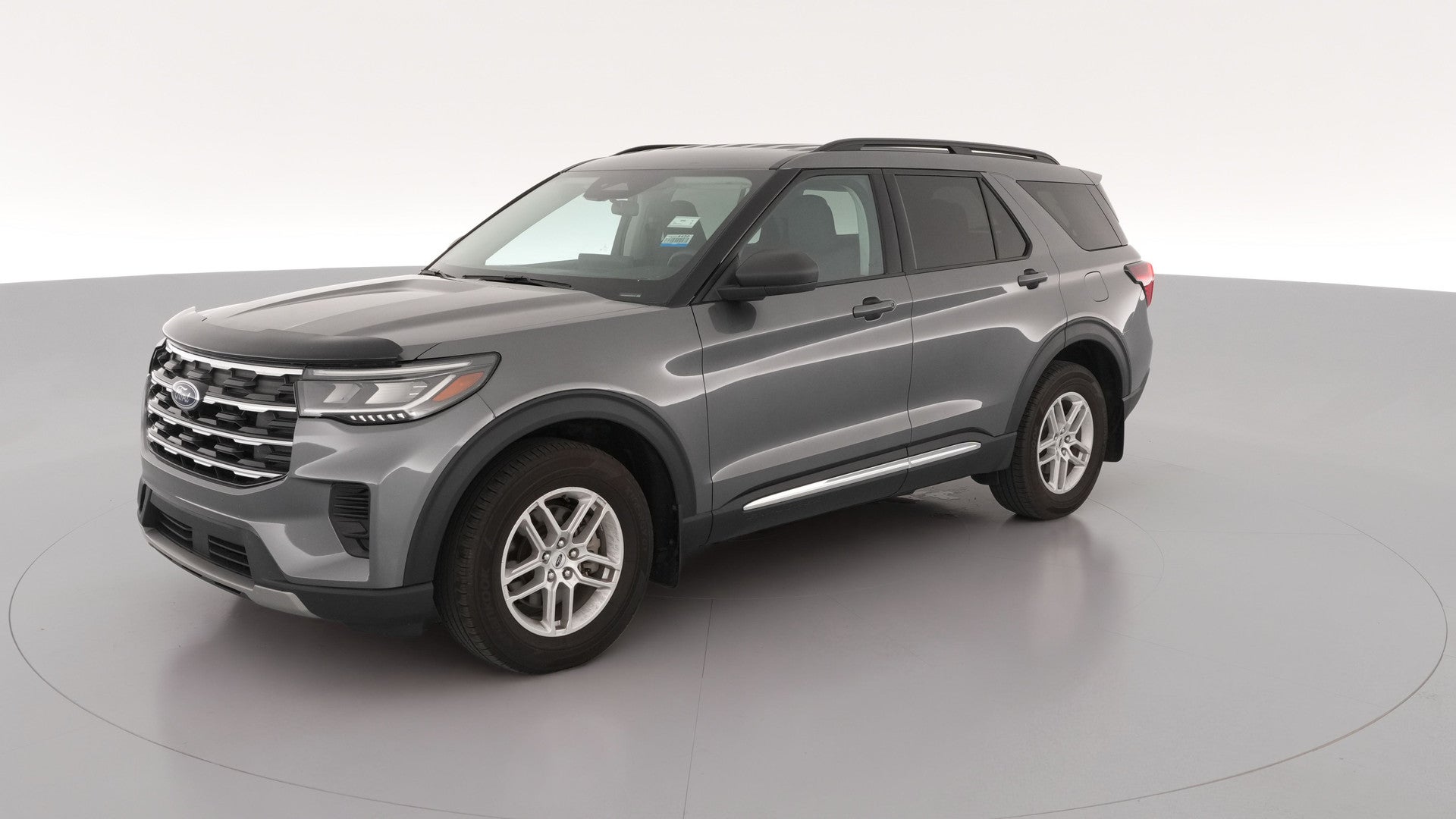 2025 Ford Explorer vehicle photo