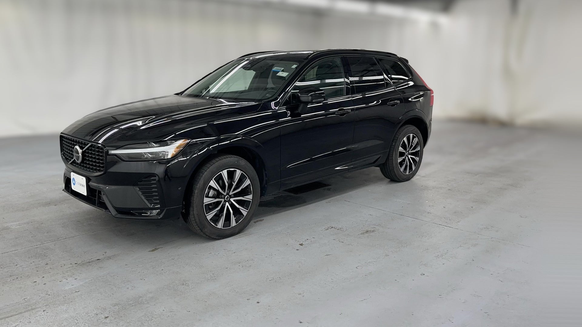 2025 Volvo XC60 vehicle photo