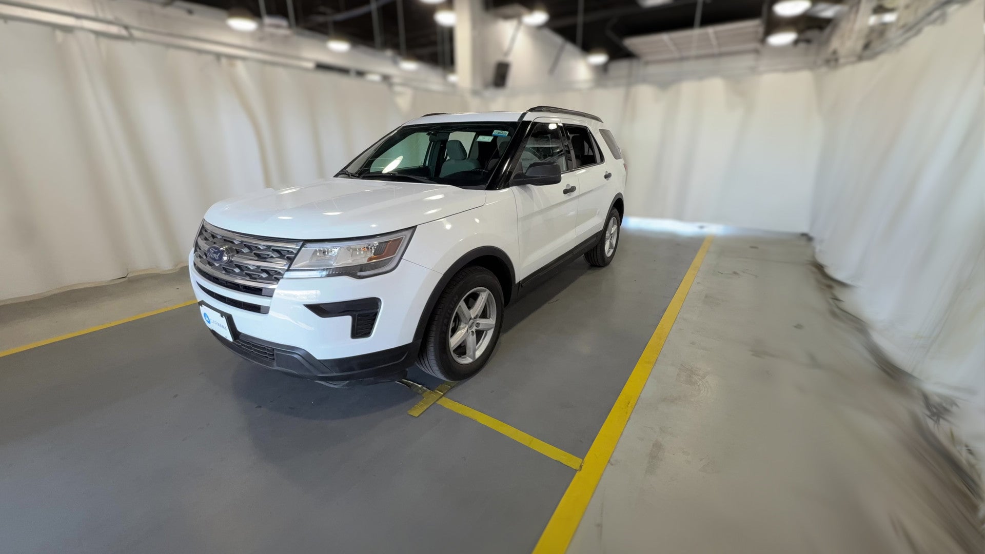 2018 Ford Explorer vehicle photo