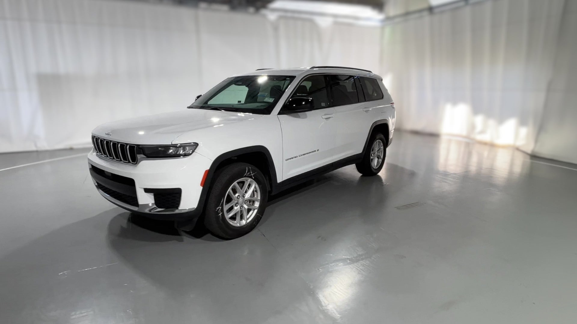 2024 Jeep Grand Cherokee L vehicle photo
