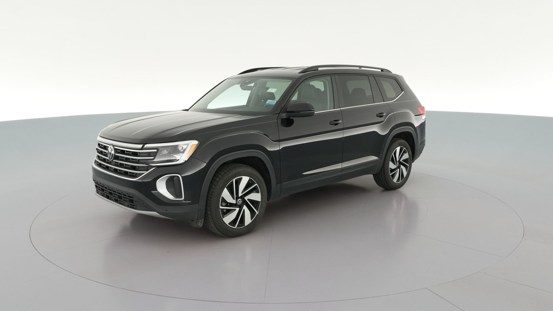2025 Volkswagen Atlas vehicle photo