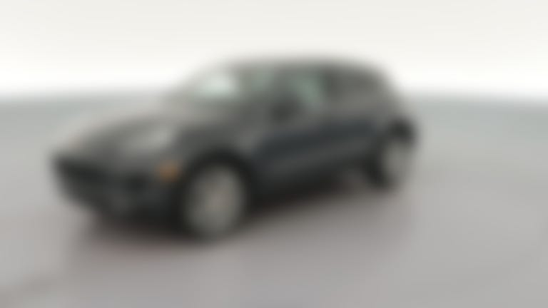 2018 Porsche Macan vehicle photo