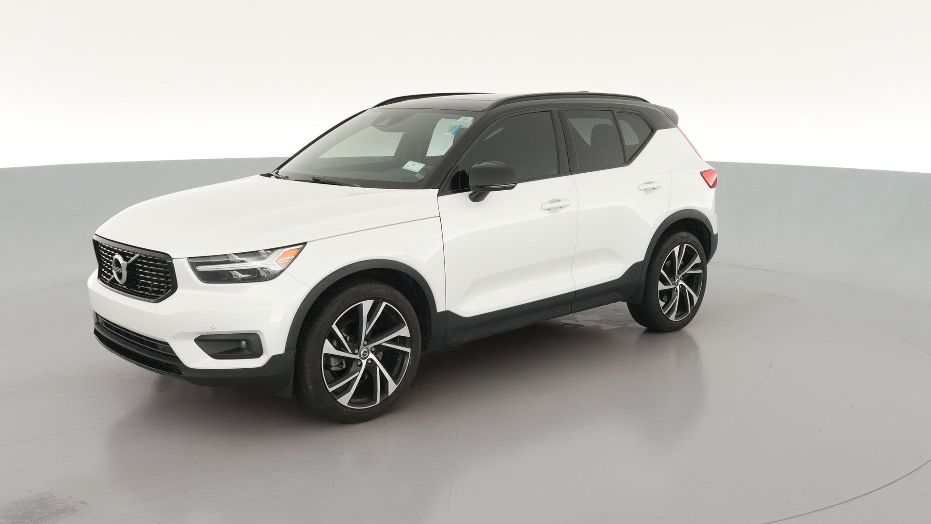 2020 Volvo XC40 vehicle photo