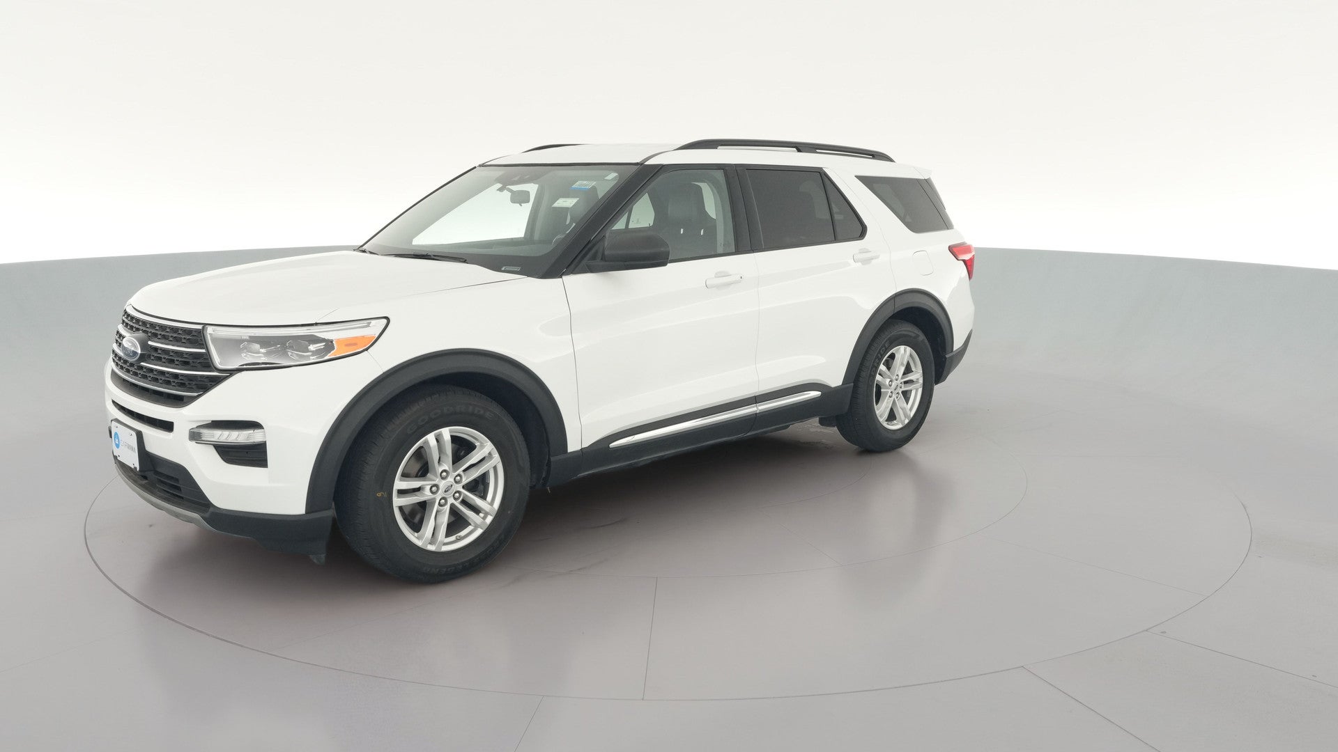 2020 Ford Explorer vehicle photo