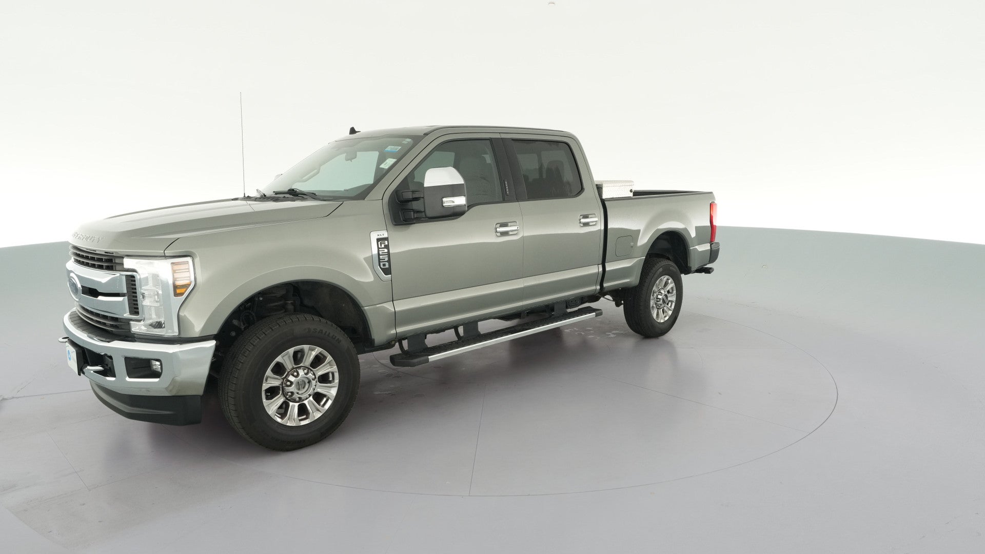 2019 Ford F250 Super Duty Crew Cab vehicle photo