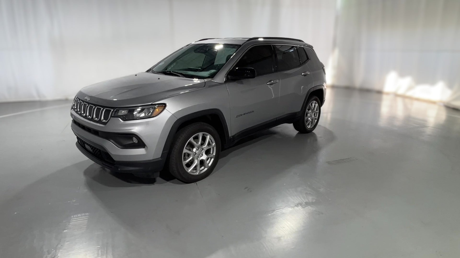 2022 Jeep Compass vehicle photo