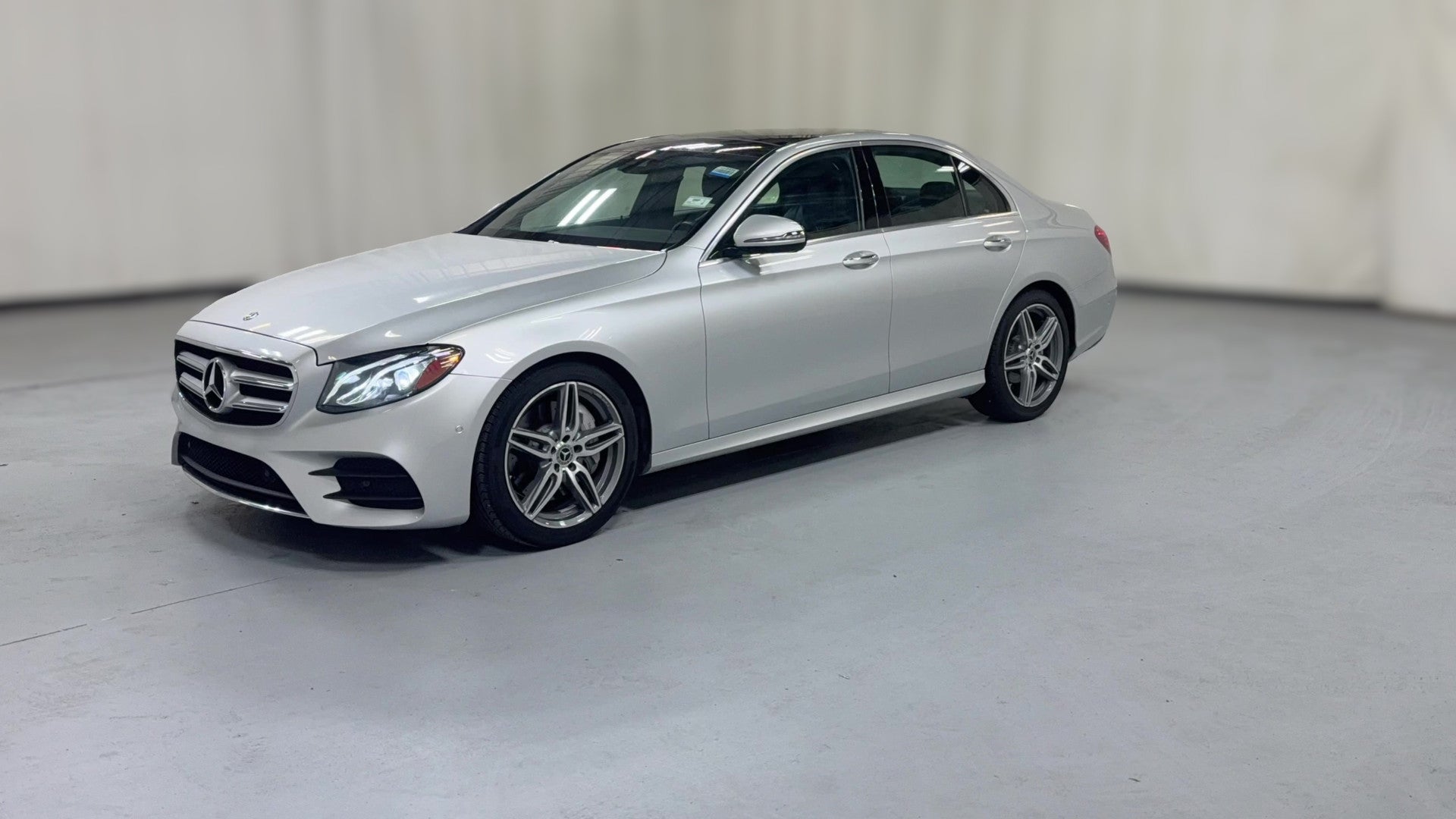 2018 Mercedes-Benz E-Class vehicle photo