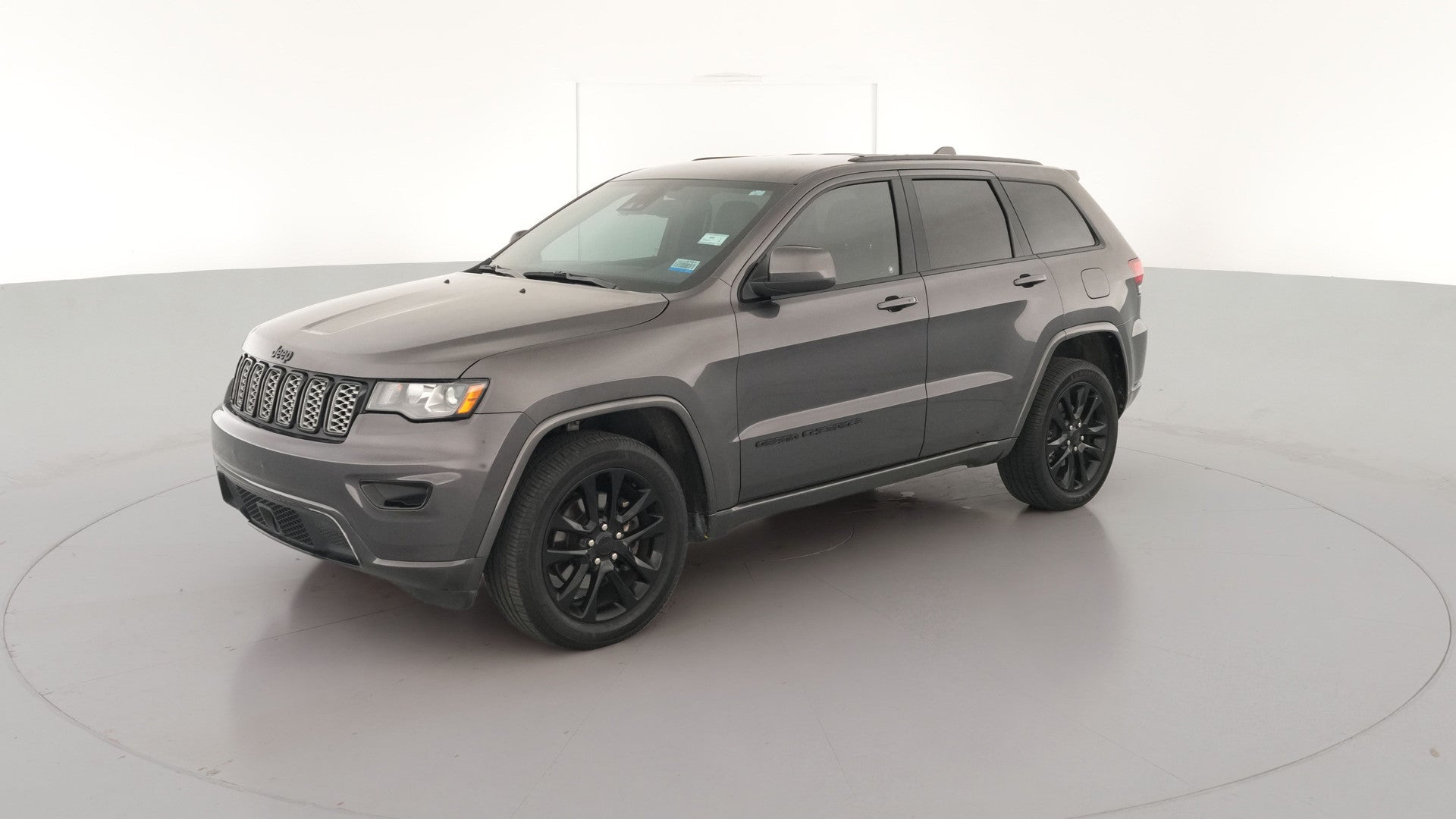 2021 Jeep Grand Cherokee vehicle photo