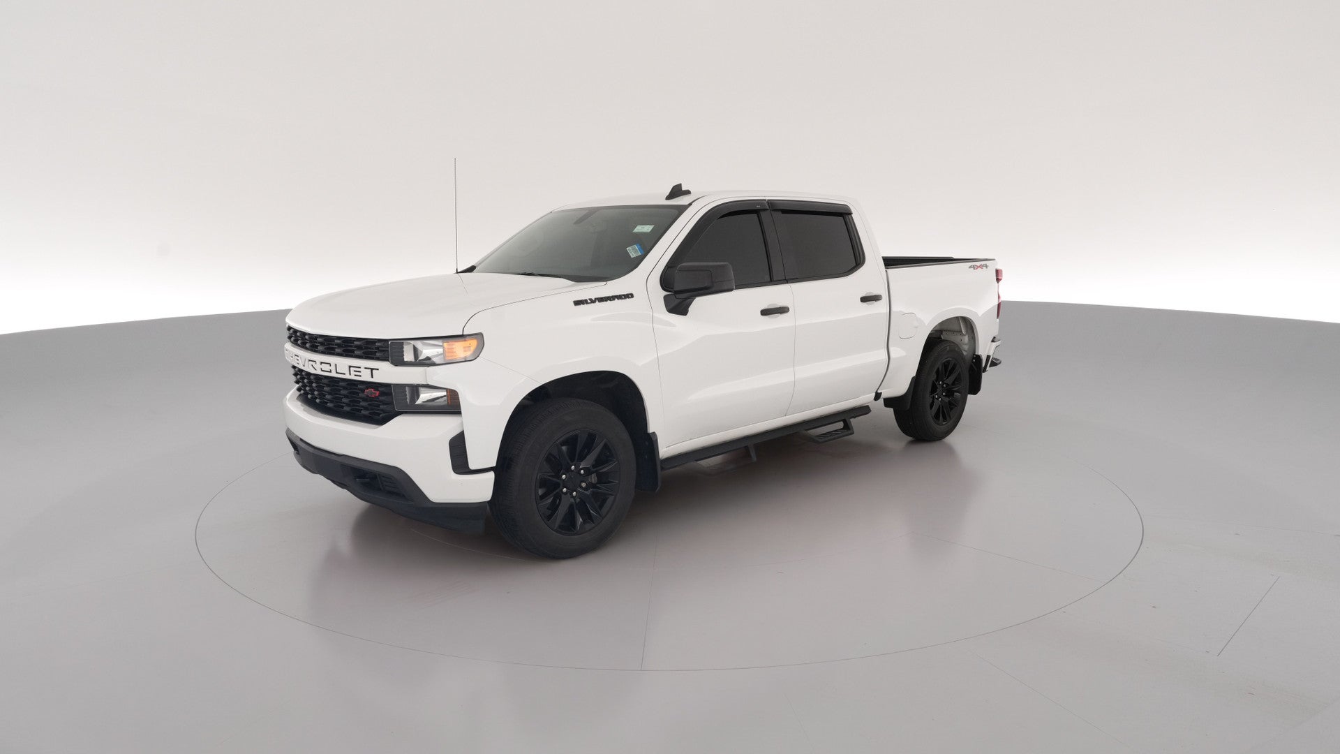 2020 Chevrolet Silverado 1500 Crew Cab vehicle photo