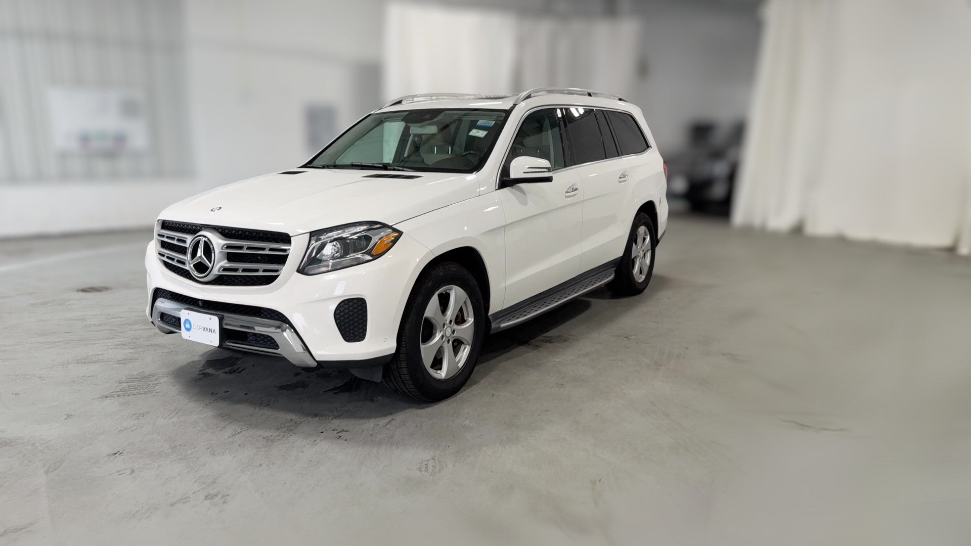 2017 Mercedes-Benz GLS vehicle photo