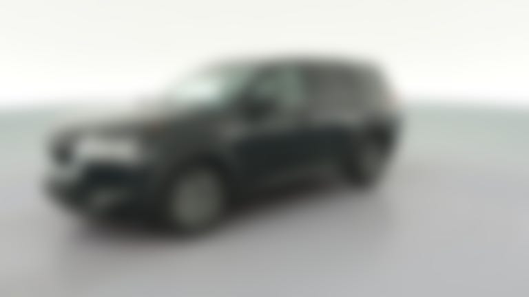 2025 Nissan Pathfinder vehicle photo