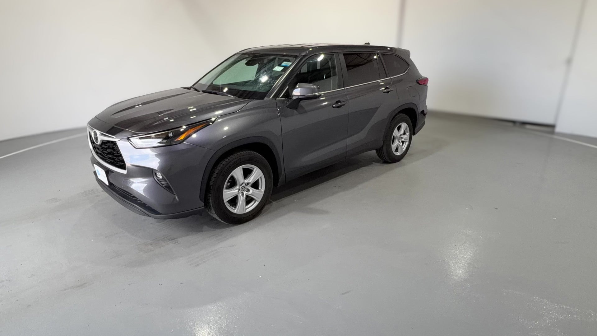 2023 Toyota Highlander vehicle photo
