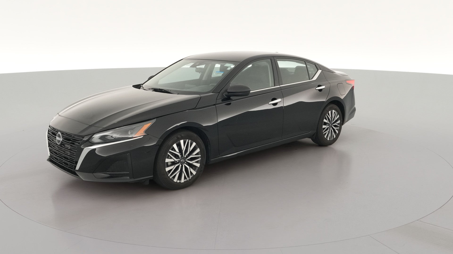 2025 Nissan Altima vehicle photo