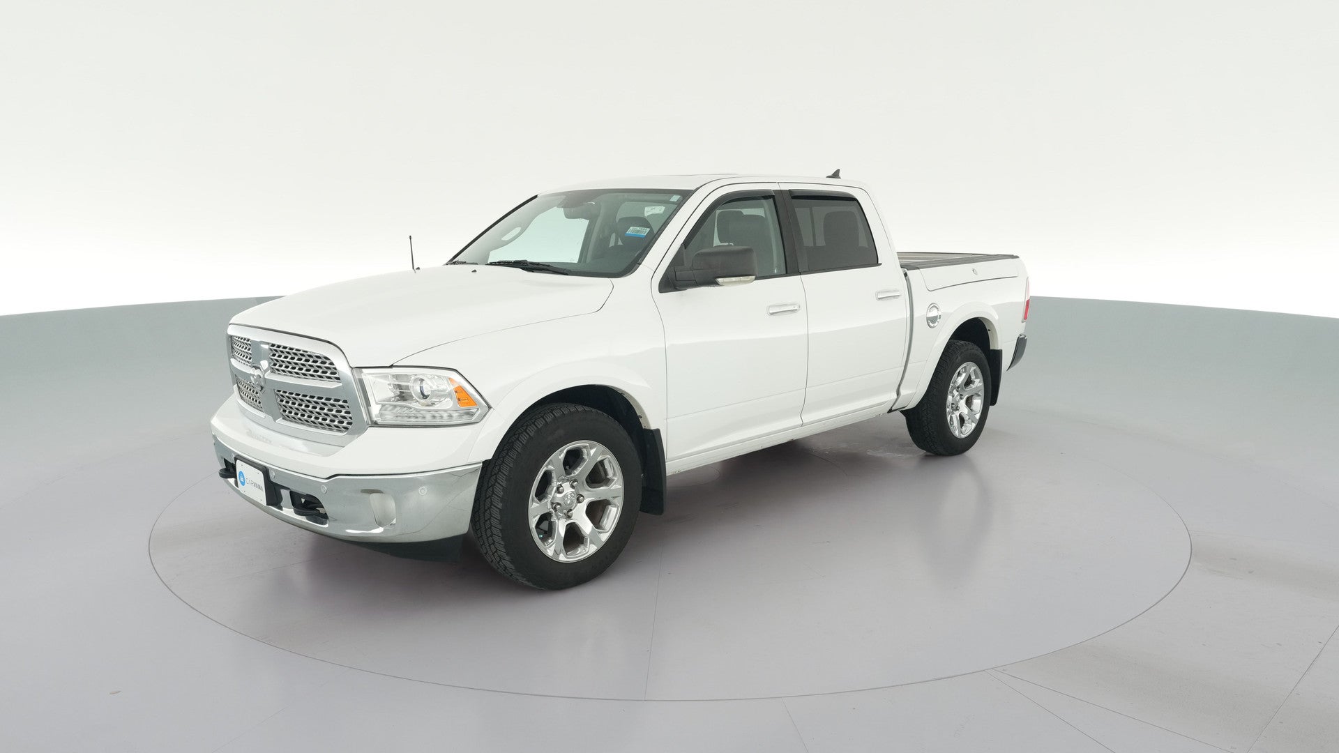 2016 Ram 1500 Crew Cab vehicle photo