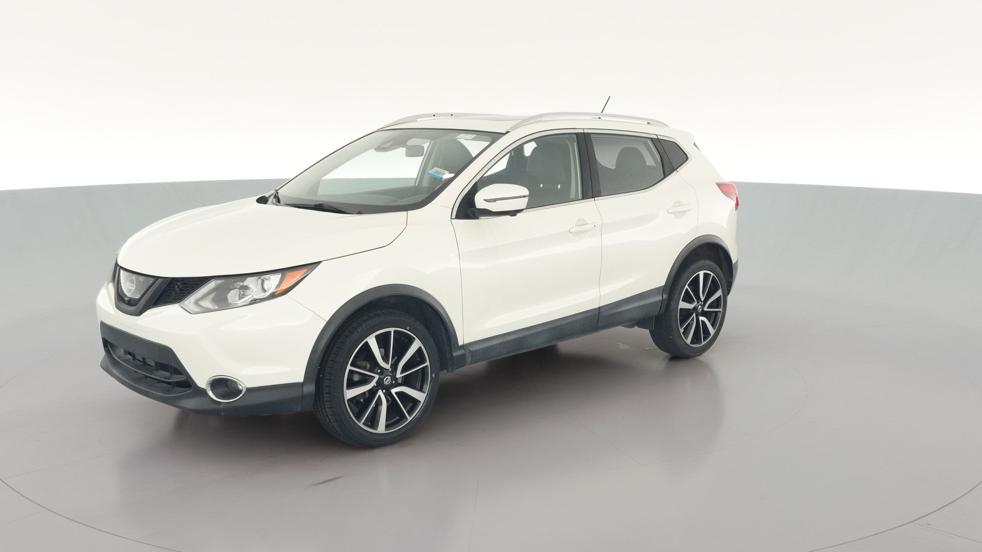 2017 Nissan Rogue Sport vehicle photo