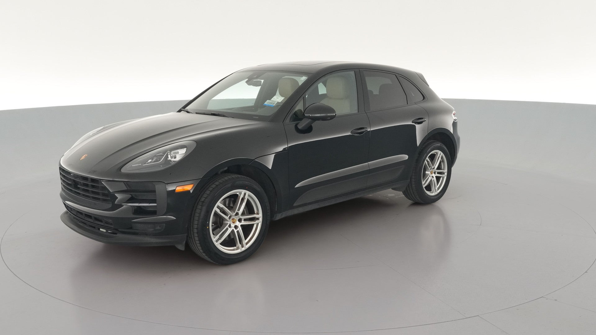 2020 Porsche Macan vehicle photo