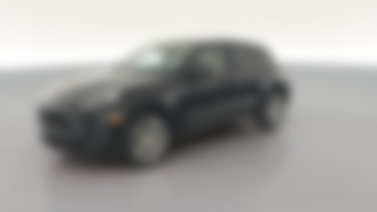 2020 Porsche Macan vehicle photo