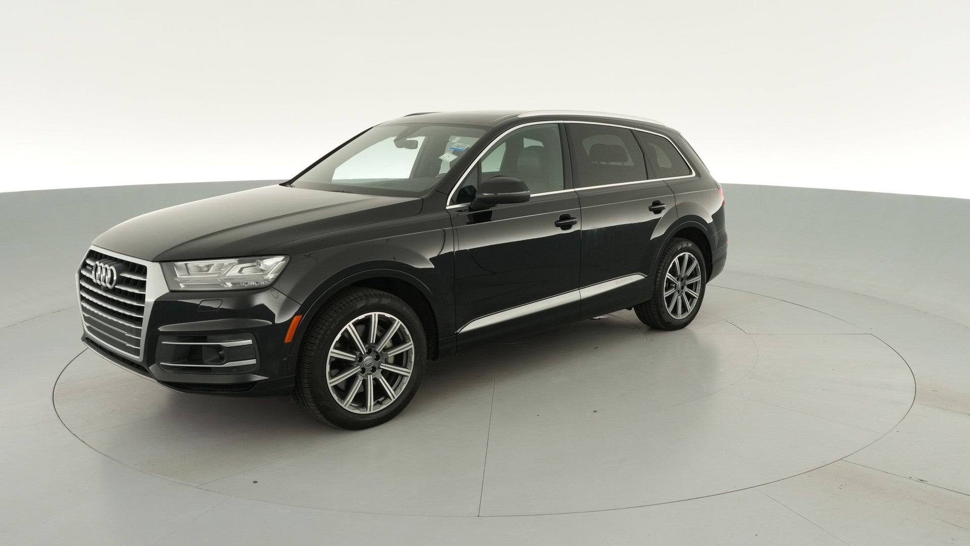 2019 Audi Q7 vehicle photo