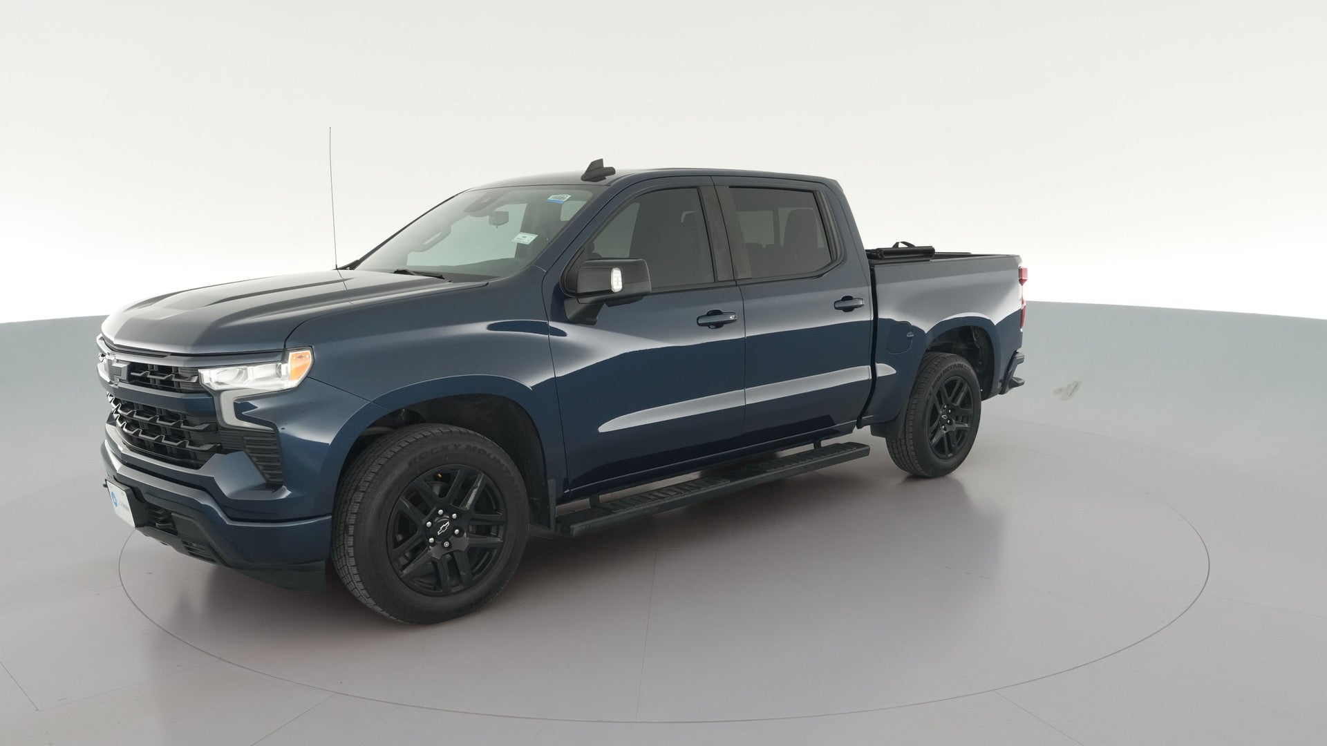 2022 Chevrolet Silverado 1500 Crew Cab vehicle photo