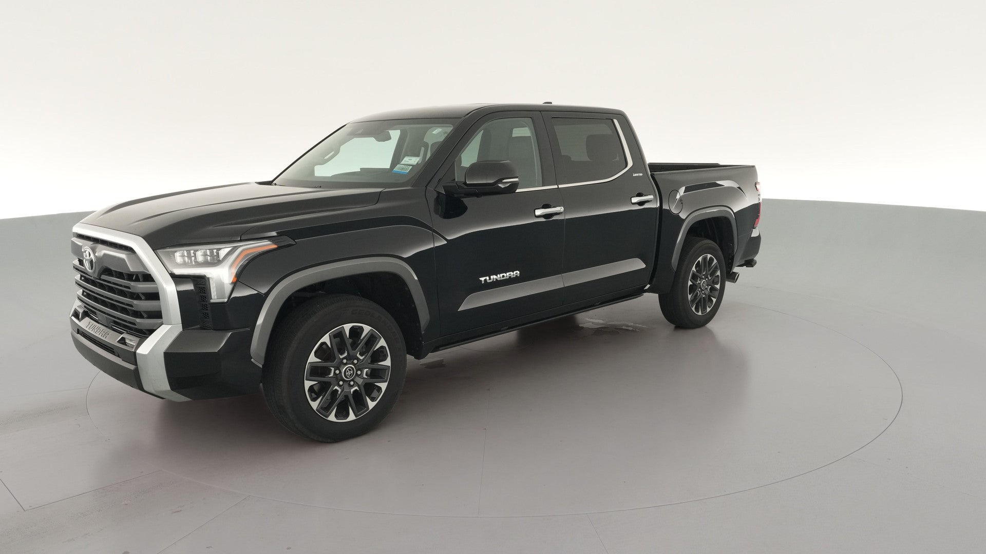 2022 Toyota Tundra CrewMax vehicle photo