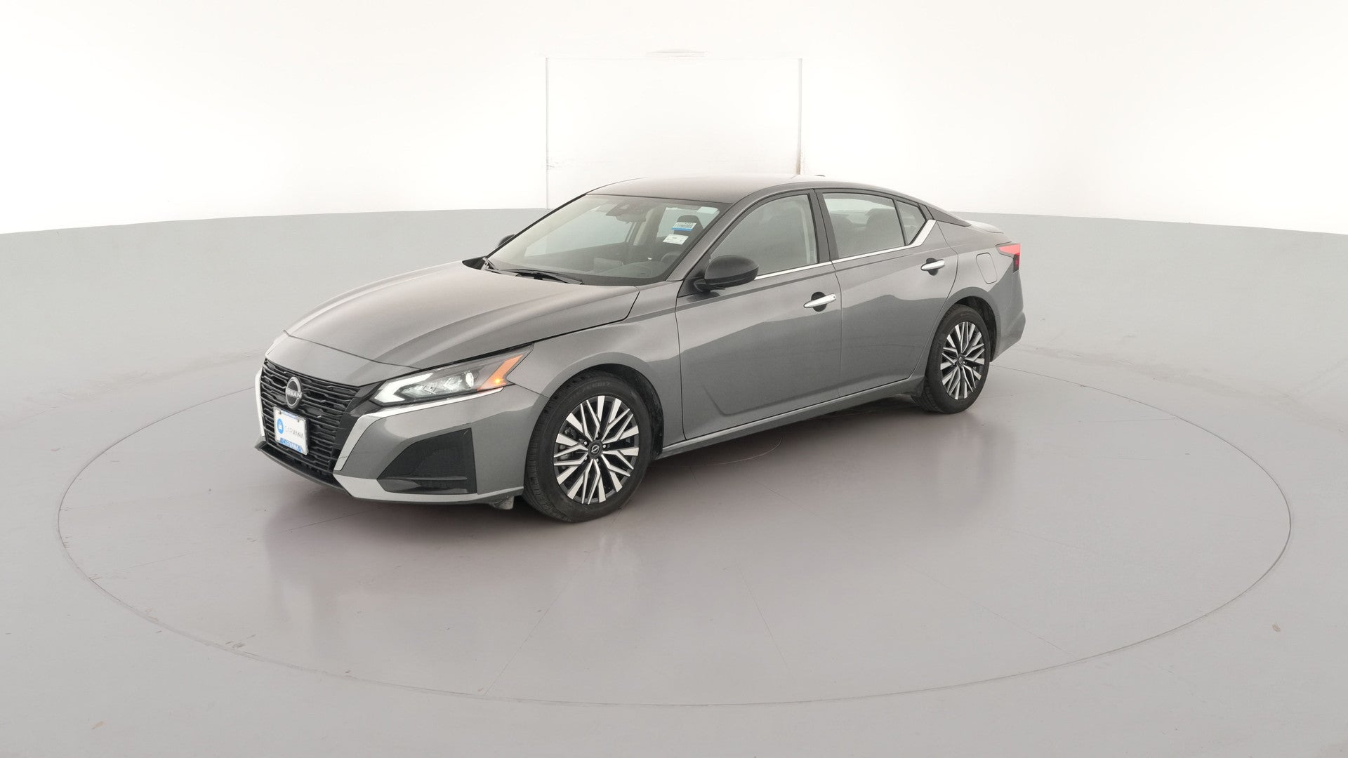 2025 Nissan Altima vehicle photo