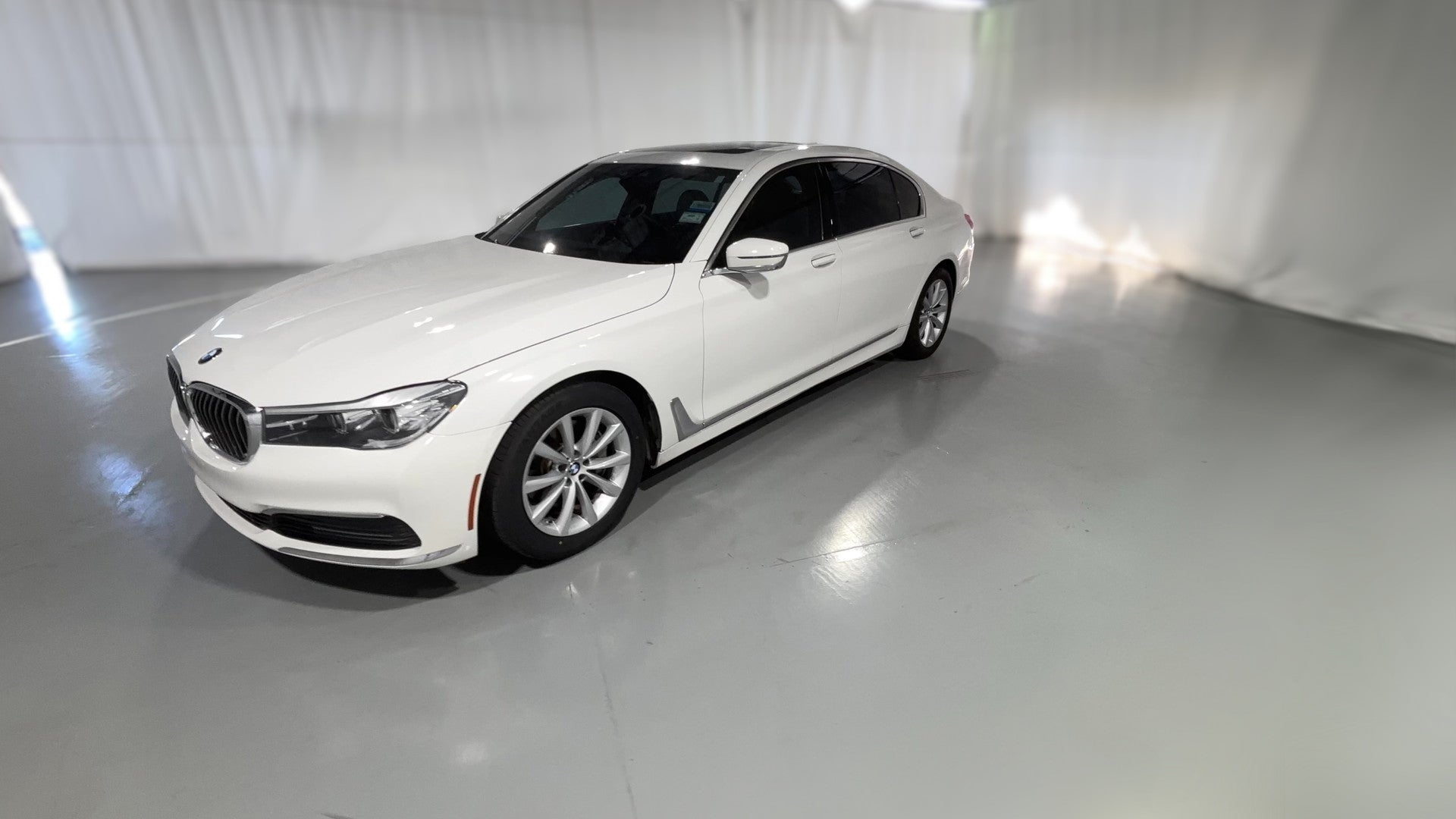 2019 BMW 7 Series vehicle photo