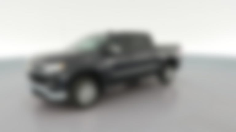 2023 Chevrolet Silverado 1500 Crew Cab vehicle photo