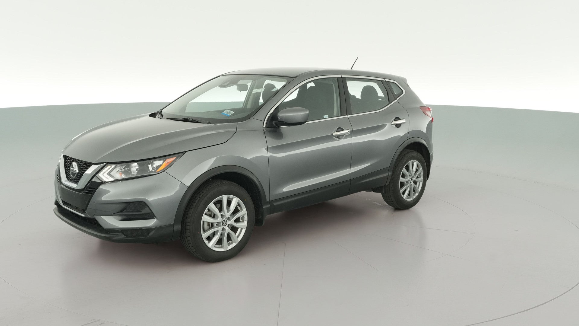 2021 Nissan Rogue Sport vehicle photo