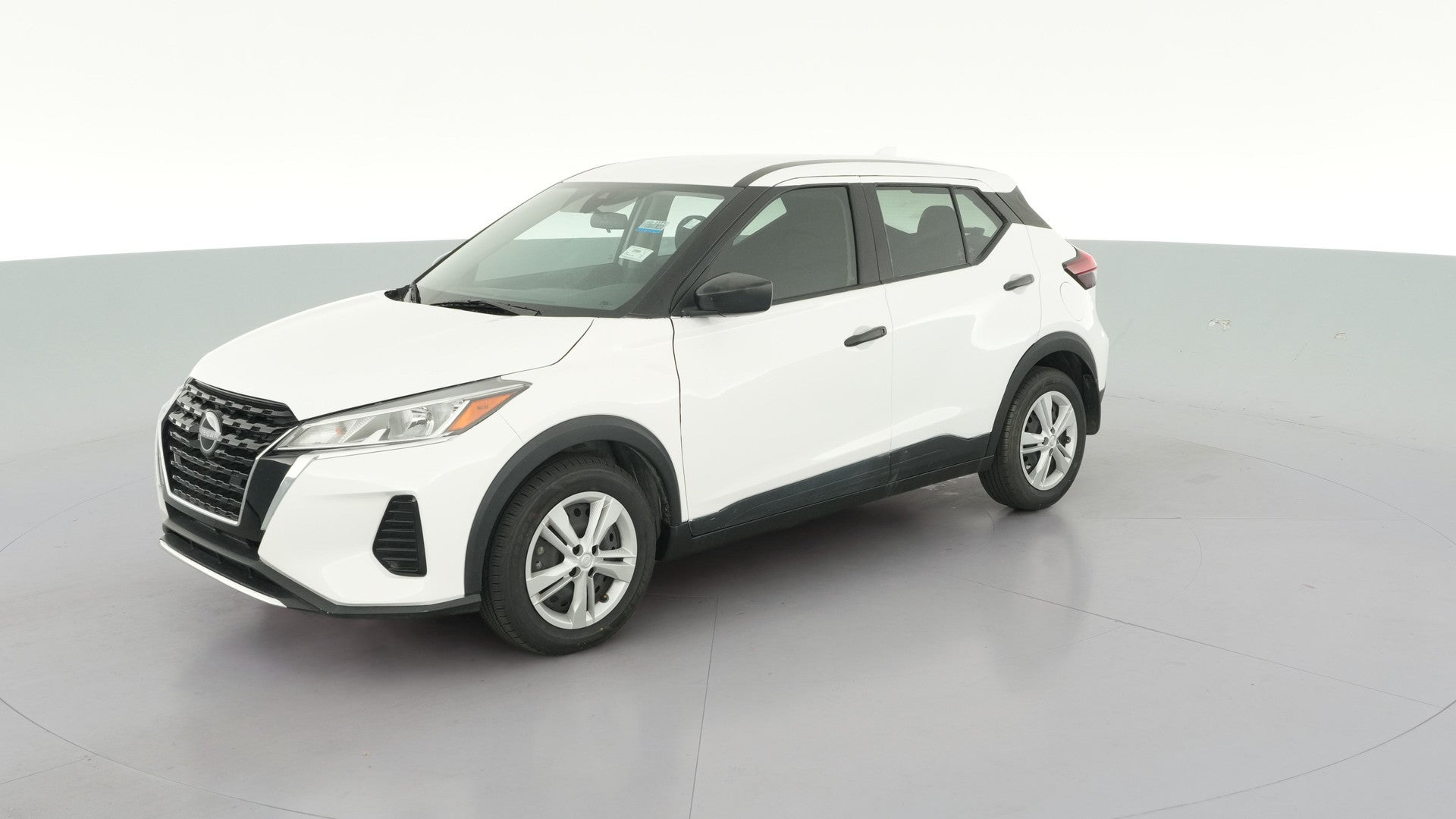 2024 Nissan Kicks vehicle photo