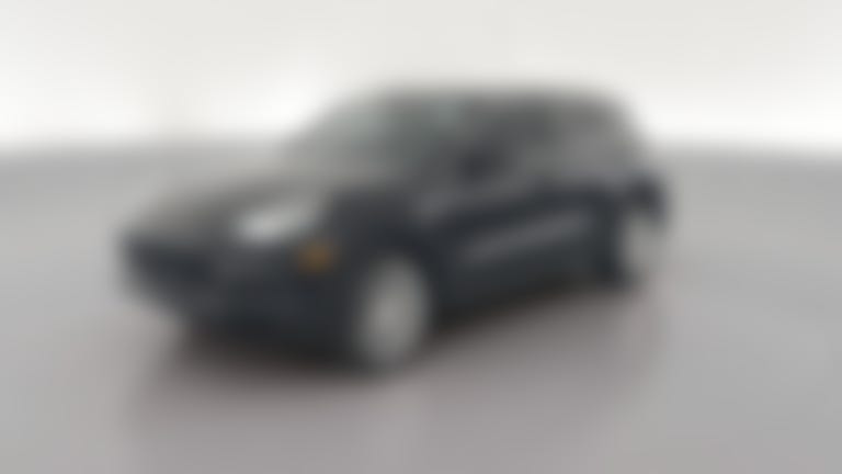 2021 Porsche Cayenne vehicle photo
