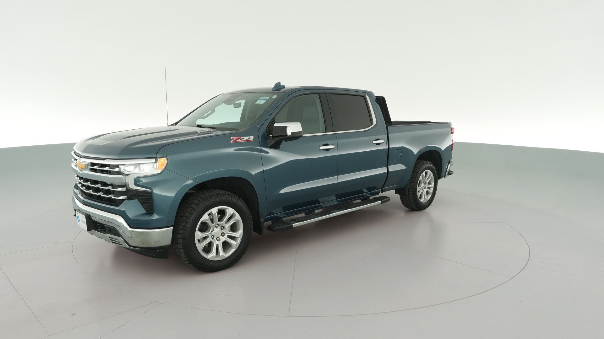 2024 Chevrolet Silverado 1500 Crew Cab vehicle photo