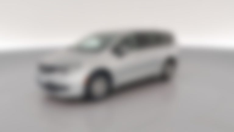 2023 Chrysler Voyager vehicle photo