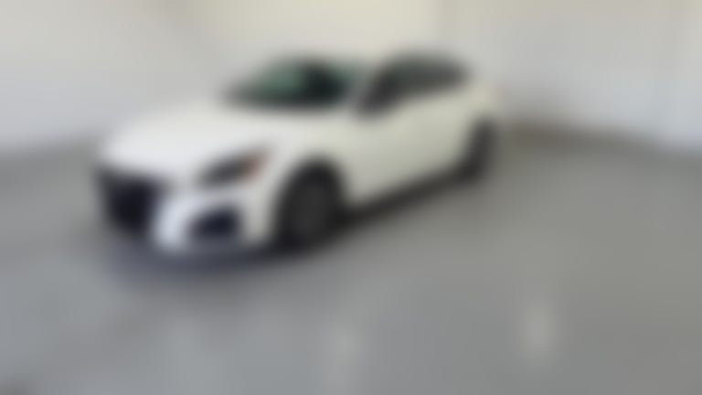 2025 Nissan Altima vehicle photo
