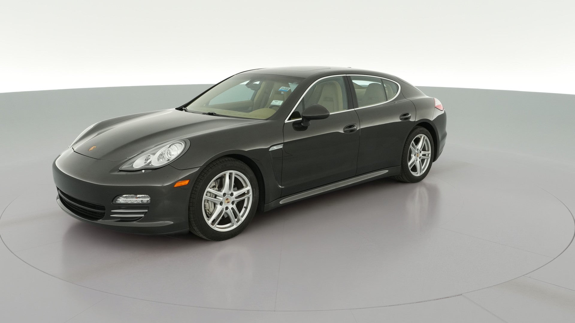 2012 Porsche Panamera vehicle photo