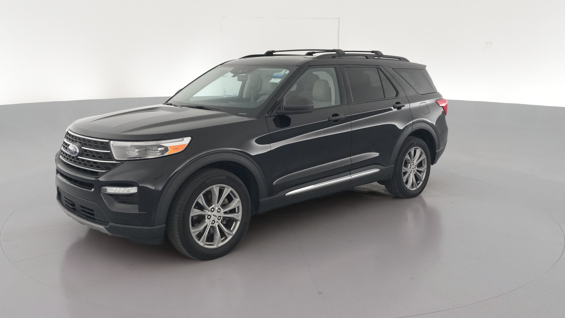 2022 Ford Explorer vehicle photo