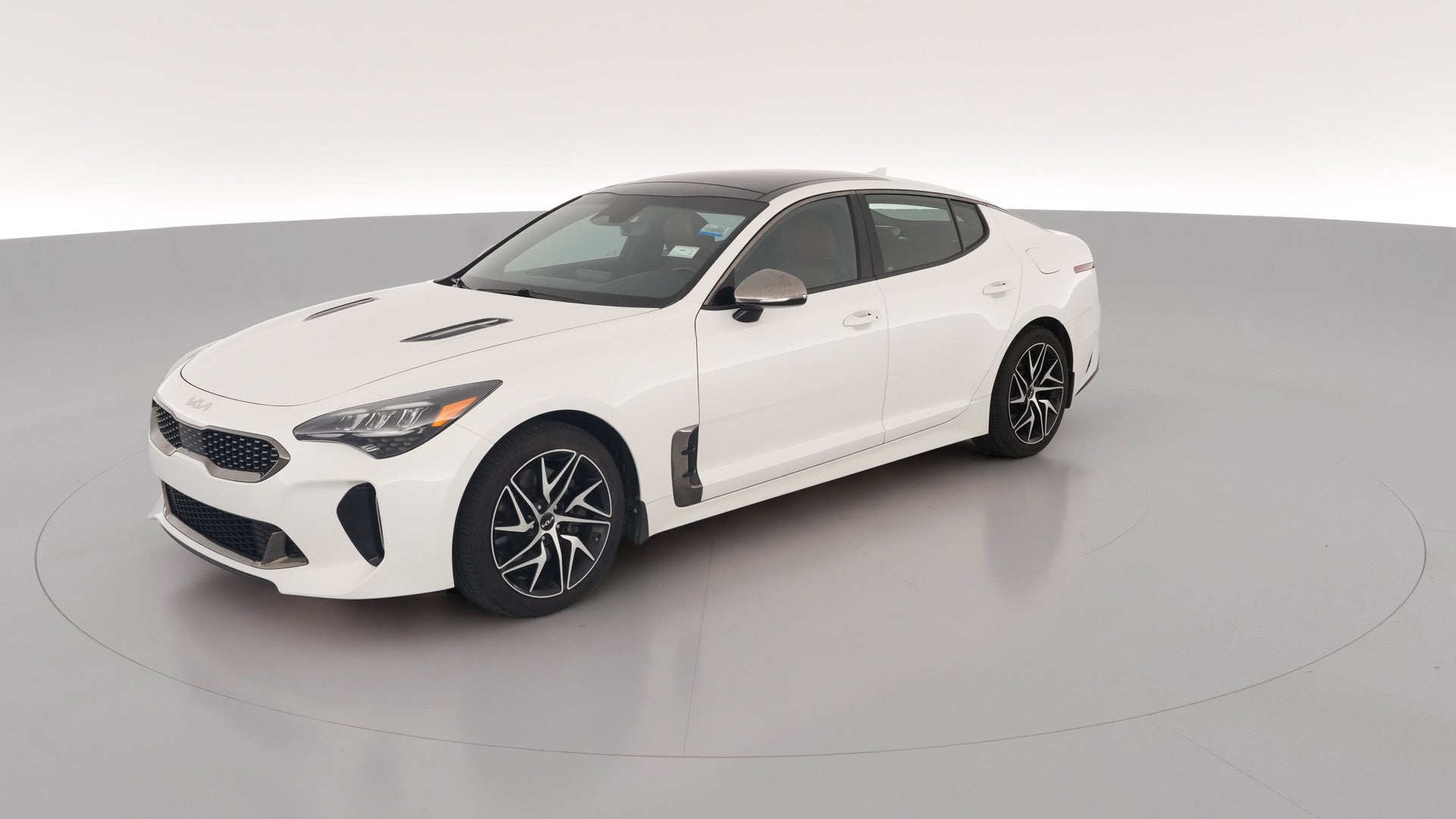 2022 Kia Stinger vehicle photo