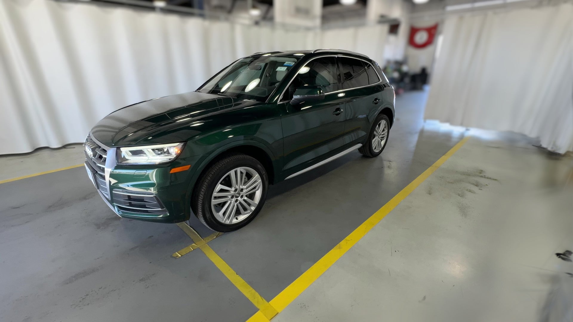 2018 Audi Q5 vehicle photo