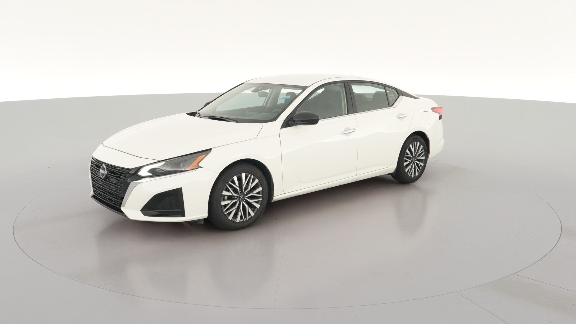 2025 Nissan Altima vehicle photo