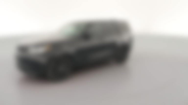 2024 Land Rover Discovery vehicle photo