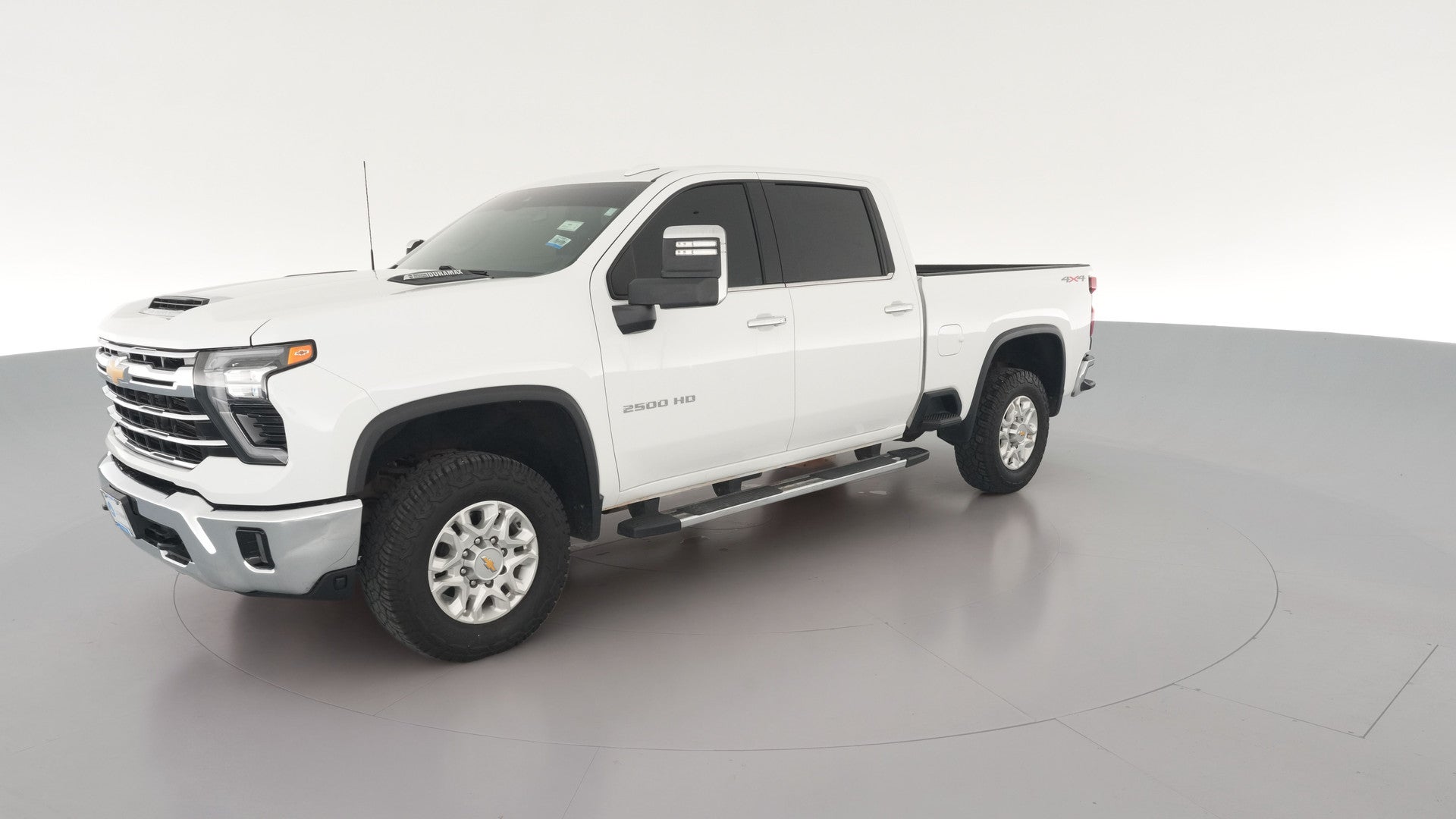2024 Chevrolet Silverado 2500 HD Crew Cab vehicle photo